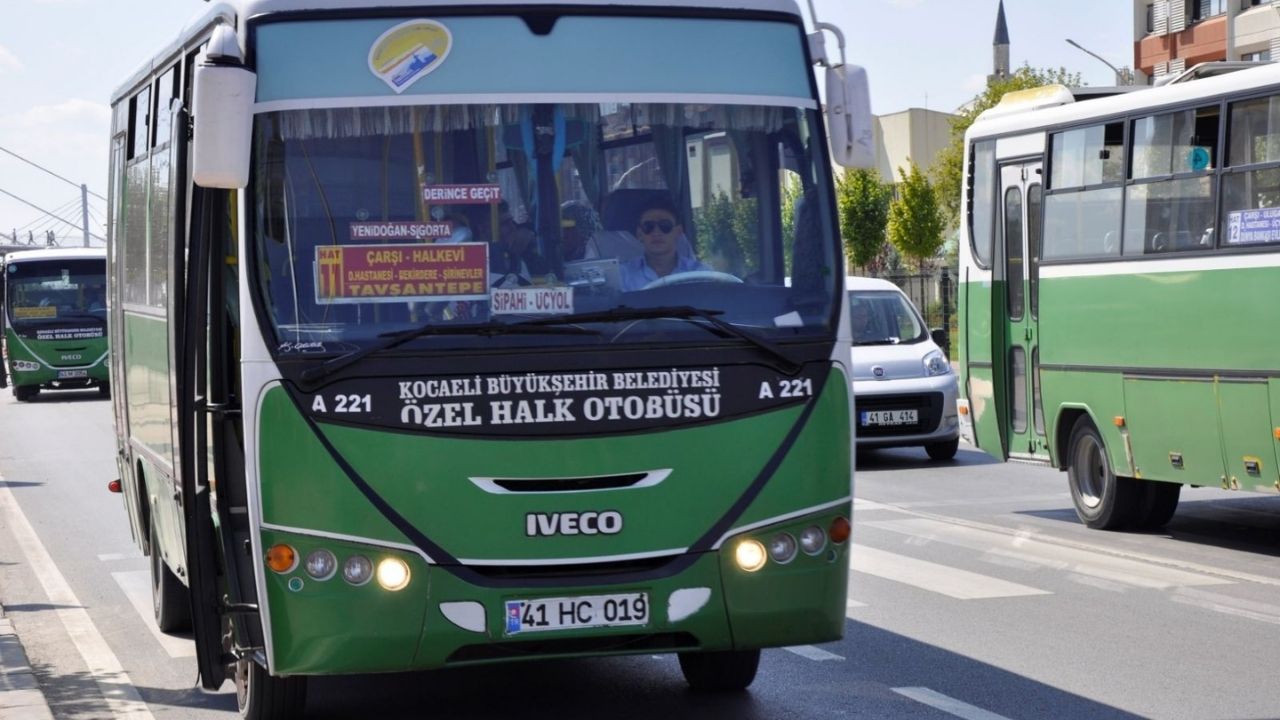 Rahatsızlanan Yolcuyu Otobüs Şöförü Hastaneye Götürdü