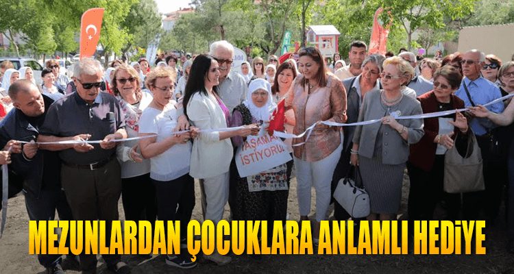 Mezunlardan Çocuklara Anlamlı Hediye