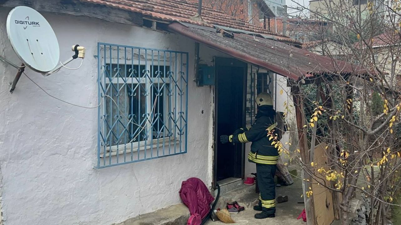 Gecekondudaki Şofben'de Yangın Çıktı