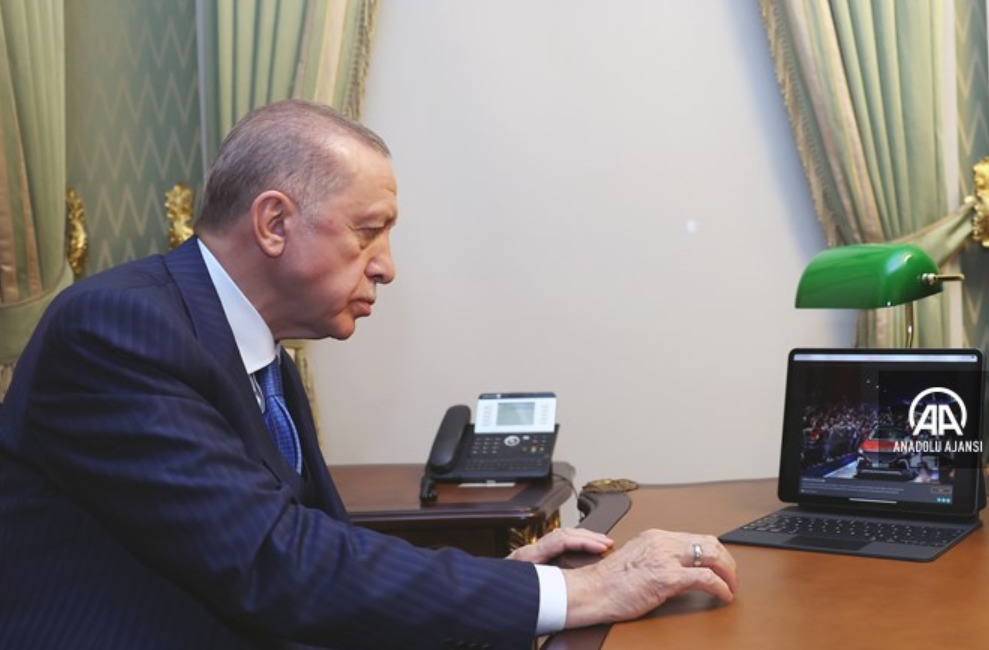 Cumhurbaşkanı Erdoğan, Yılın Fotoğraflarını Seçti