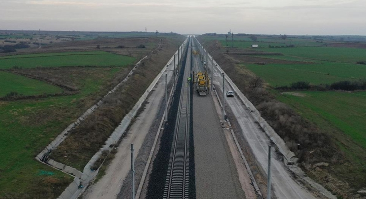 Edirne'yi İstanbul'a Bağlayacak Hızlı Tren Çalışmaları Tamamlanıyor