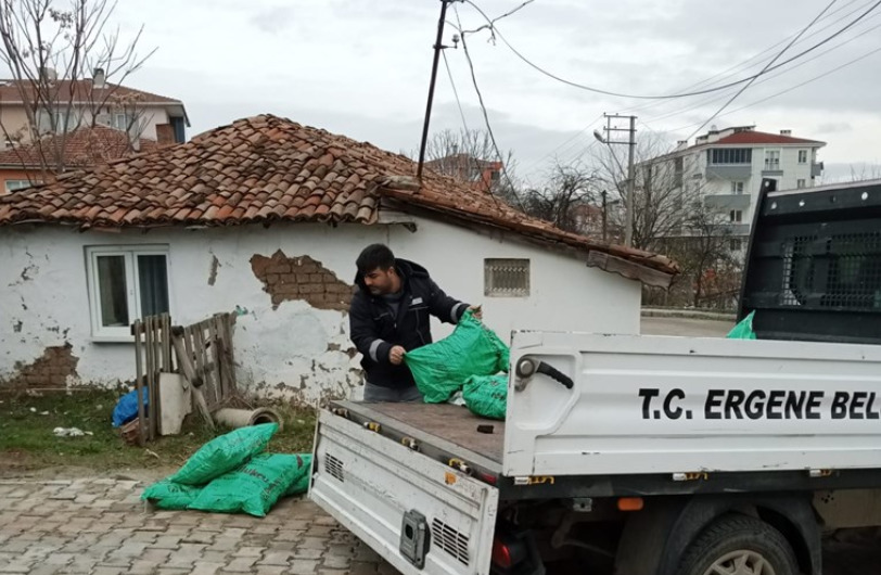 Ergene Belediyesi'nden Ailelere Kömür Yardımı