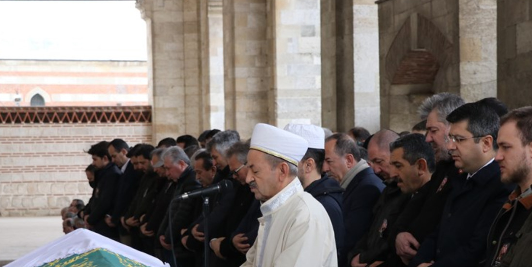 24 Yaşında Yaşamını Yitiren Genç Öğrenci Edirne'de Defnedildi