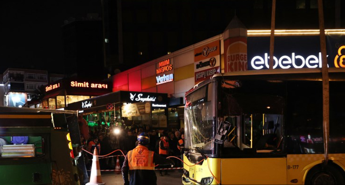 Bahçelievler'de Katliam Gibi Kaza! 1 Ölü, 5 Yaralı