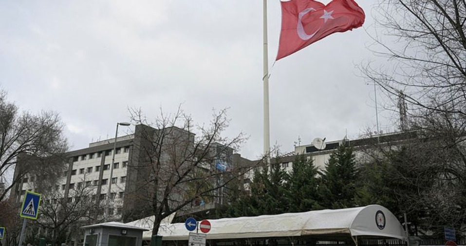 İstanbul Emniyeti, Deprem Bölgesinde Çalışmalara Destek Oluyor