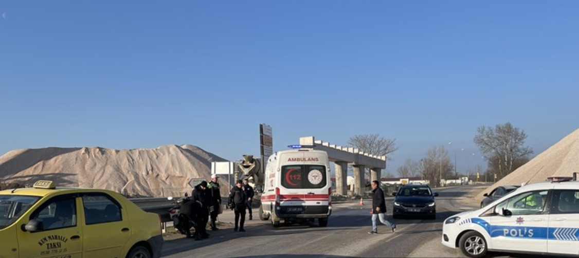 Edirne'de Motosiklet Devrildi: 1 Yaralı