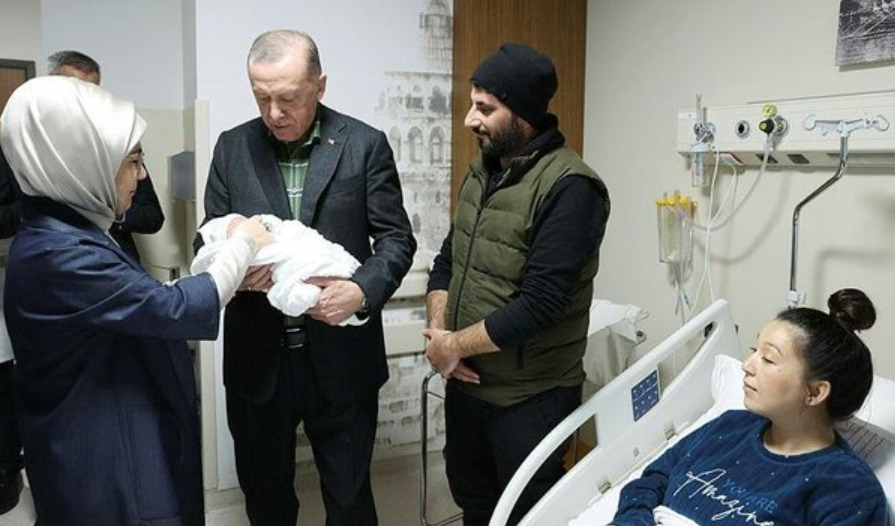 Cumhurbaşkanı Erdoğan Depremzedelerin Bebeğine Bakın Ne İsim Verdi