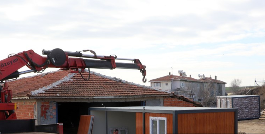 Edirne'deki Konteyner Ev Üreticileri Canla Başla Çalışıyor