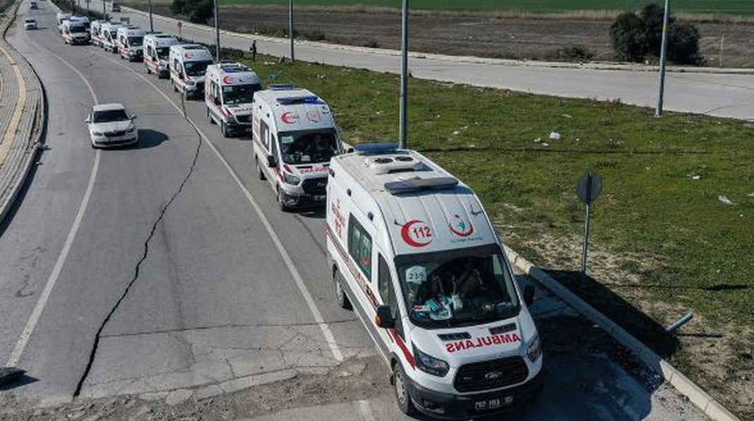 Ambulansa Yol Vermeyen Sürücünün Cezası Kesildi