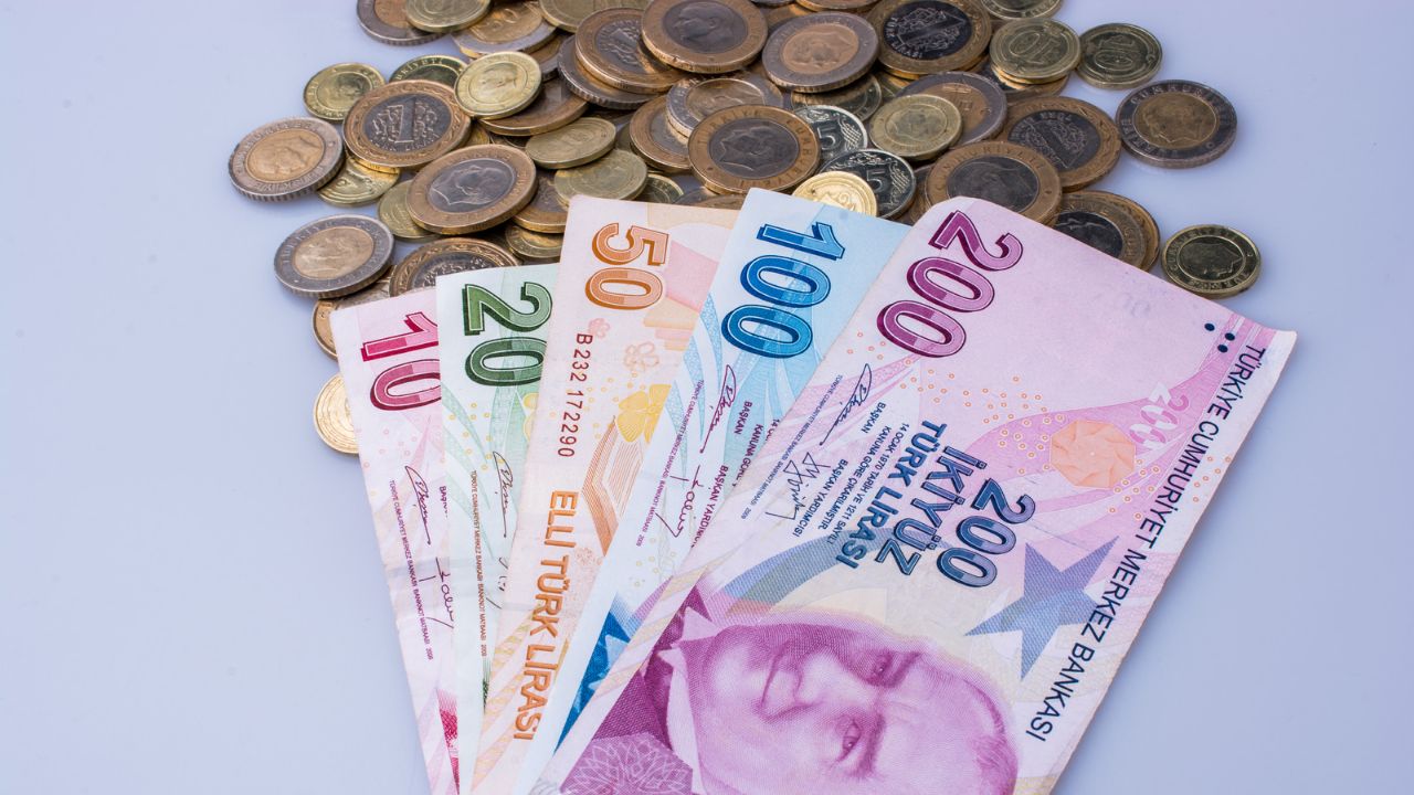 Banka Kartı Olanlara Müjde Niteliğinde Haber Geldi! Herkesin Kartına 300 TL Yatırılacak