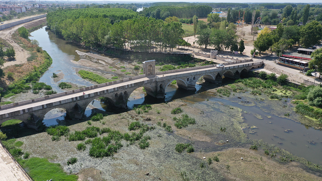 Edirne'deki Nehirler Düşük Seviyede Akıyor