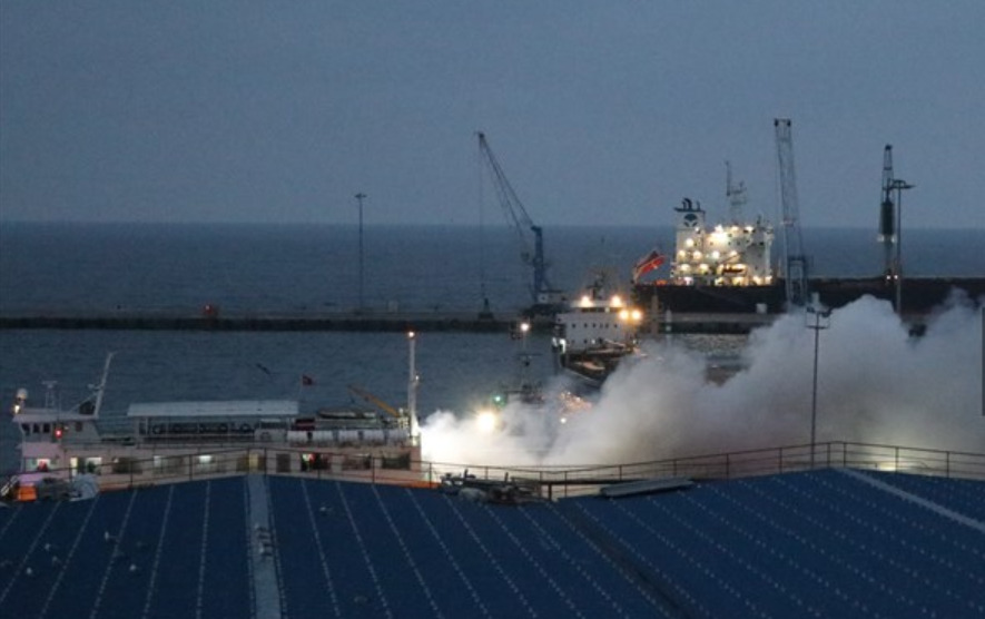 Tekirdağ'da Feribotundaki Otomobillerde Çıkan Yangın Söndürüldü