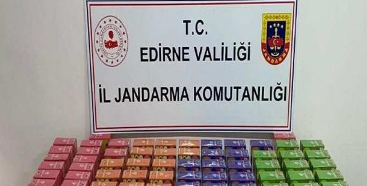 Edirne'de Operasyon! Çok Sayıda Elektronik Sigara Ele Geçirildi