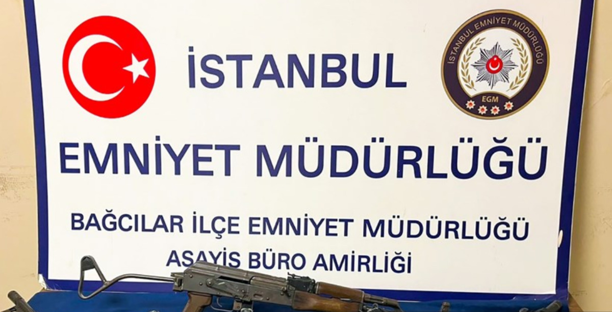 İstanbul'da Ruhsatsız Silah Ticareti Yapan 2 Kişi Yakalandı