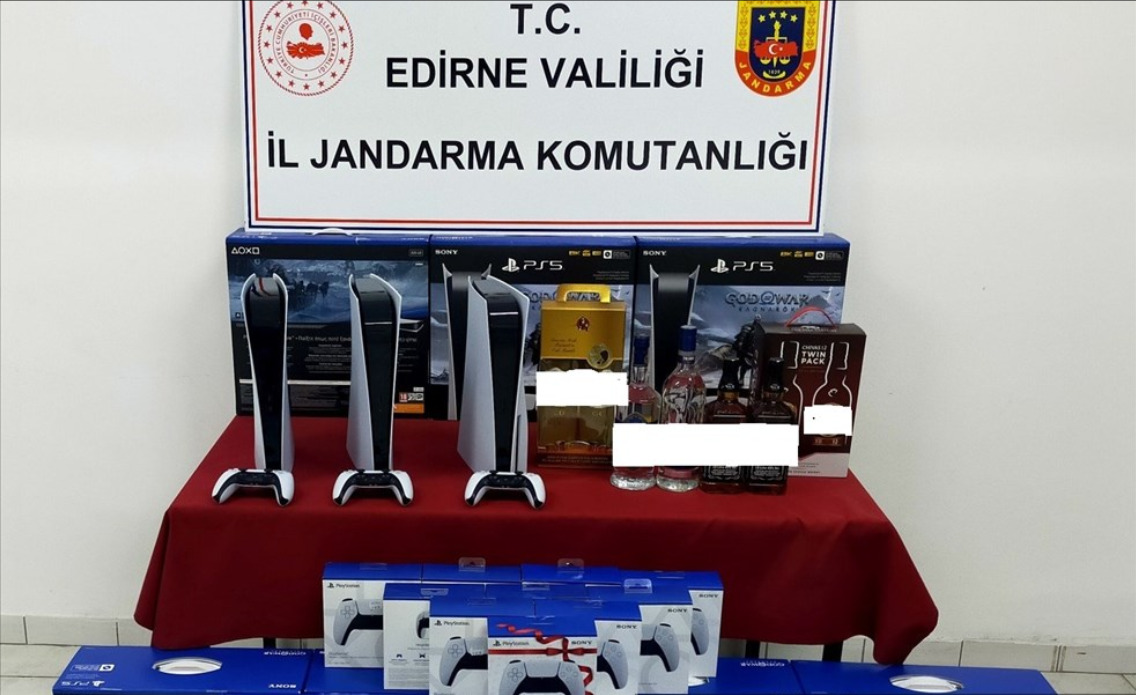 Edirne'de Oyun Konsolları ve Oyun Kolu Ele Geçirildi