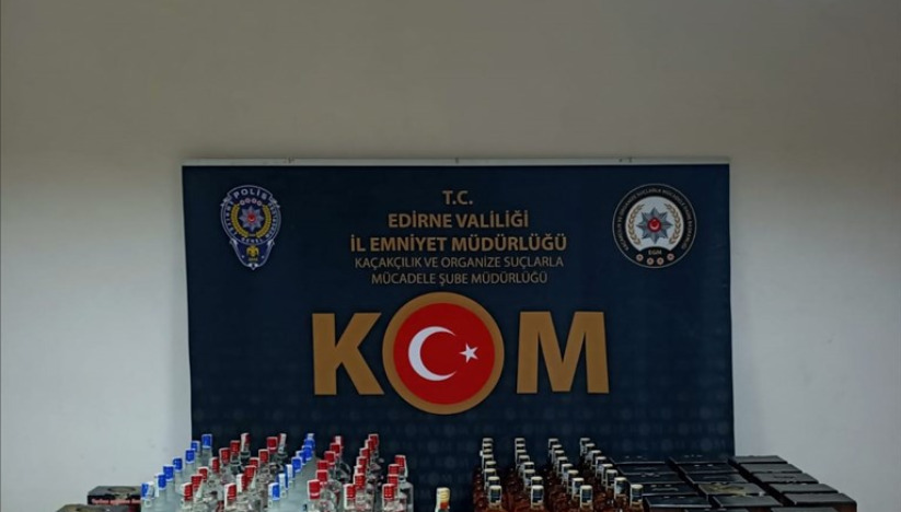 Edirne'de Gümrük Kaçakçılığı Operasyonu! 132 Şişe Ele Geçirildi