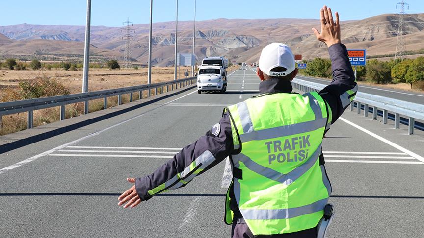 Kırklareli'nde Trafik Denetimi: 41 Sürücüye Ceza Uygulandı