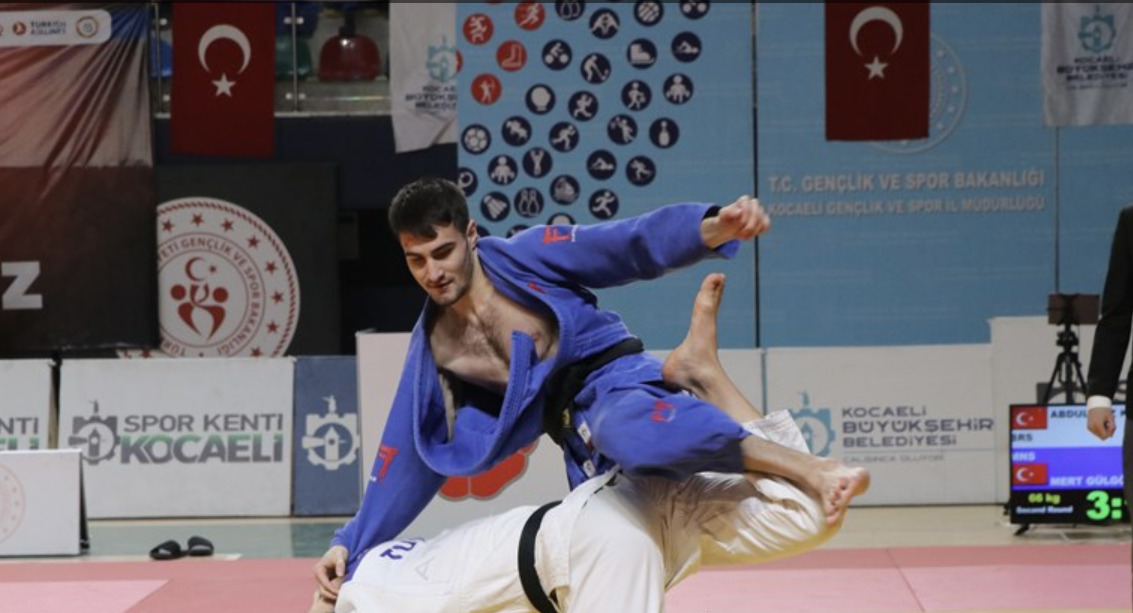 Kocaeli'nde Spor Toto Büyükler Türkiye Judo Şampiyonası Yapılıyor