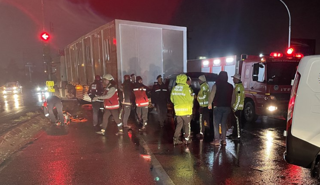 Sakarya'da Korkunç Kaza: 1 Ölü, 2 Yaralı