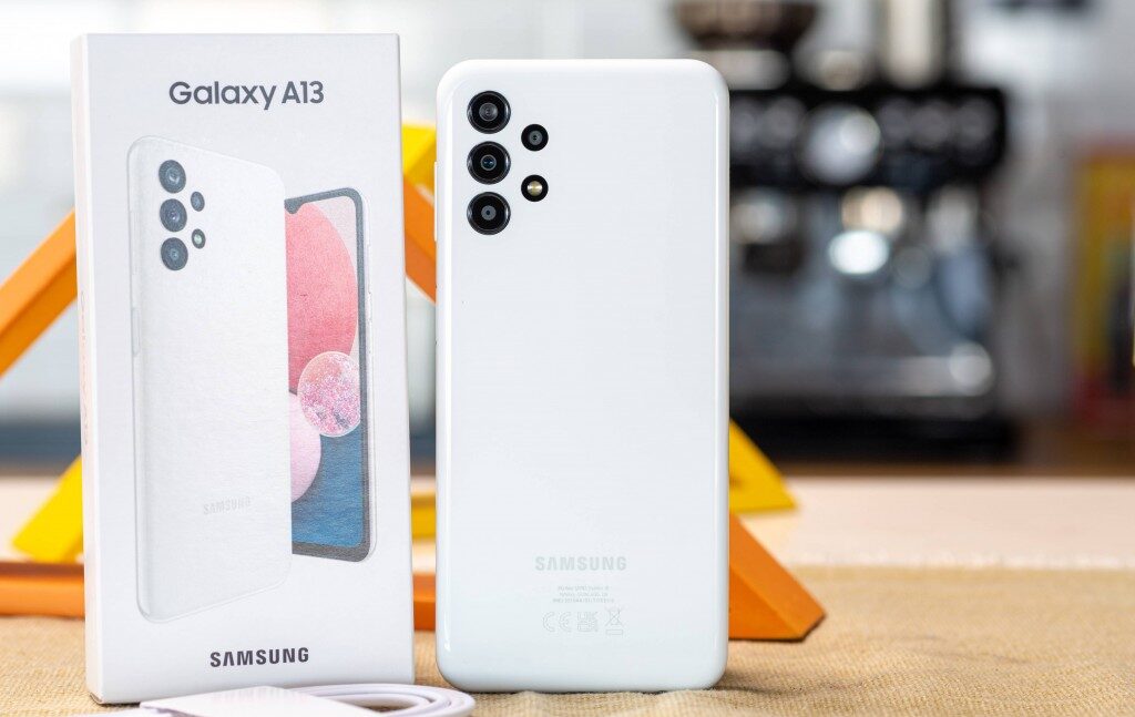 Galaxy A13 Güvenlik Güncellemesi Alıyor