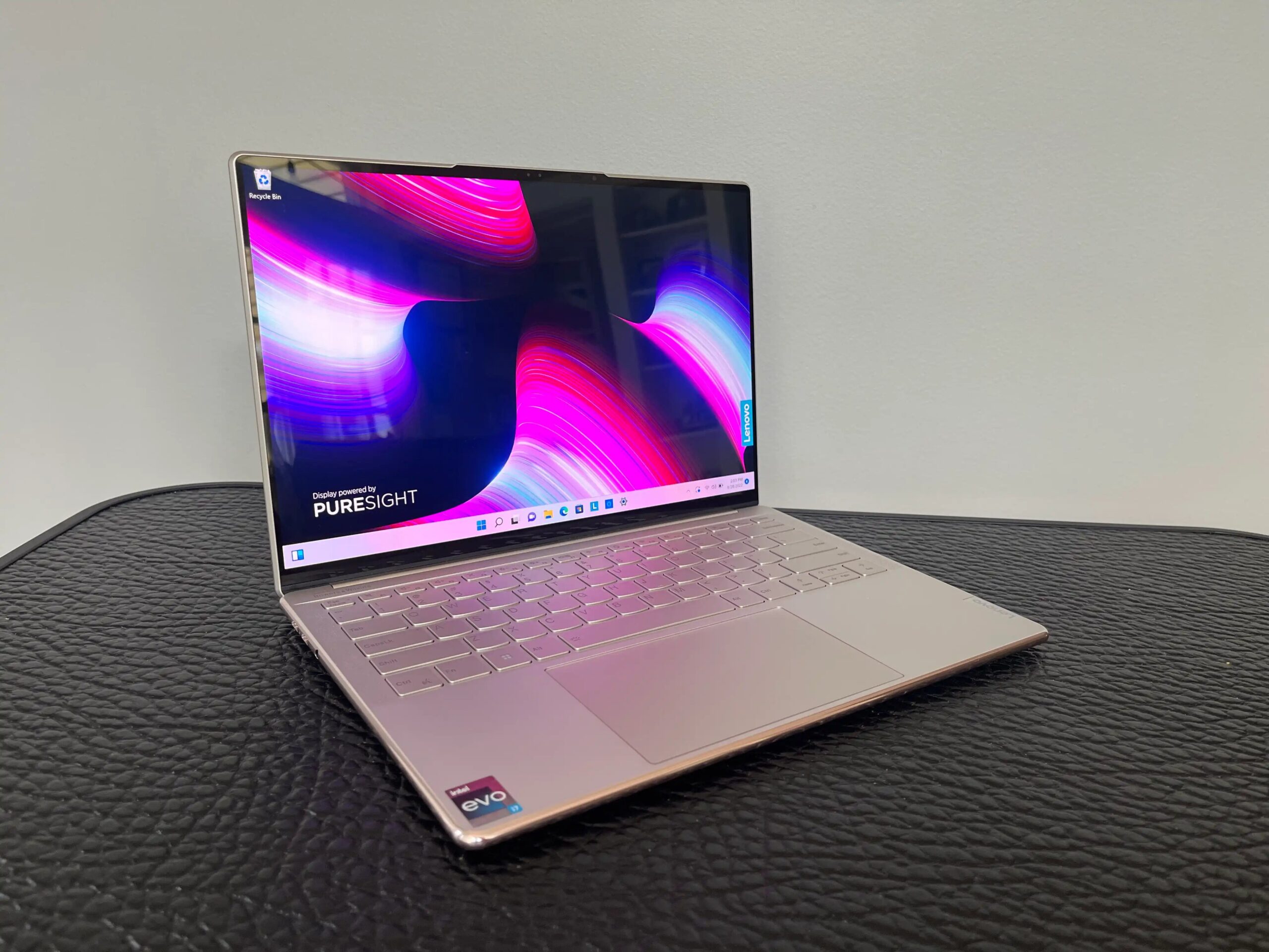 Lenovo, Yeni Slim ve Yoga Dizüstü Bilgisayarlar İle Oyun ve İş İhtiyaçlarına Cevap Veriyor