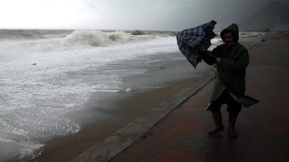 Meteoroloji Hamleli Fırtına Uyarısı Yaptı