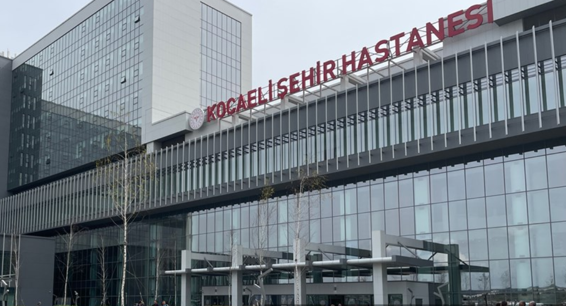 Kocaeli Hizmet Hastanesi Hastalara Kapılarını Açtı