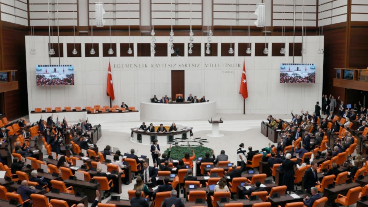 AKP'de Kim Nereden Aday? Bazı İsimler Netleşti