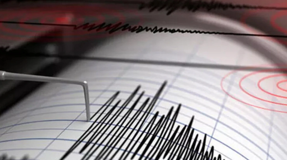 Bingöl'de Deprem! Korkutan Deprem Çevre İllerde Hissedildi