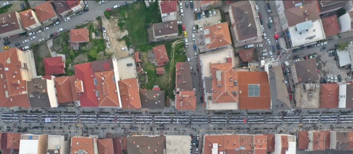 Tekirdağ'da 5 Bin Kişi İftar Yaptı