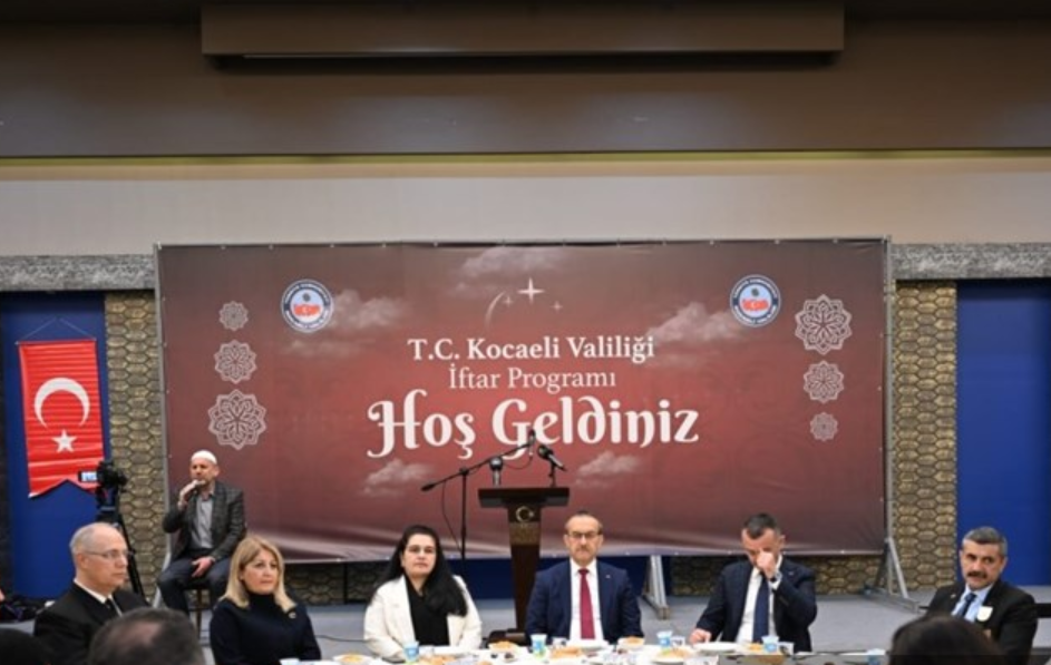 Vali Yavuz, Şehit Aileleri ve Gazilerle İftar Yaptı