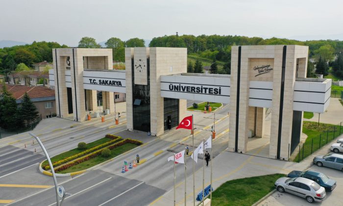 Sakarya Üniversitesi'nden Final Sınavları Kararı