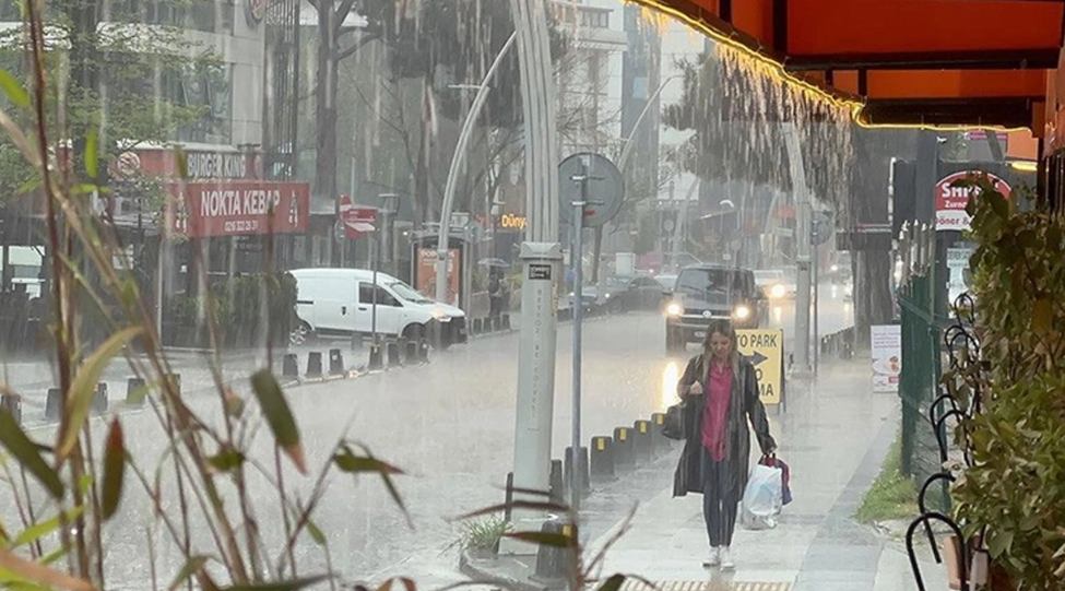 Trakya'da Sağanak Yağış Hakim Olacak! 27 Nisan Hava Durumu Belli Oldu