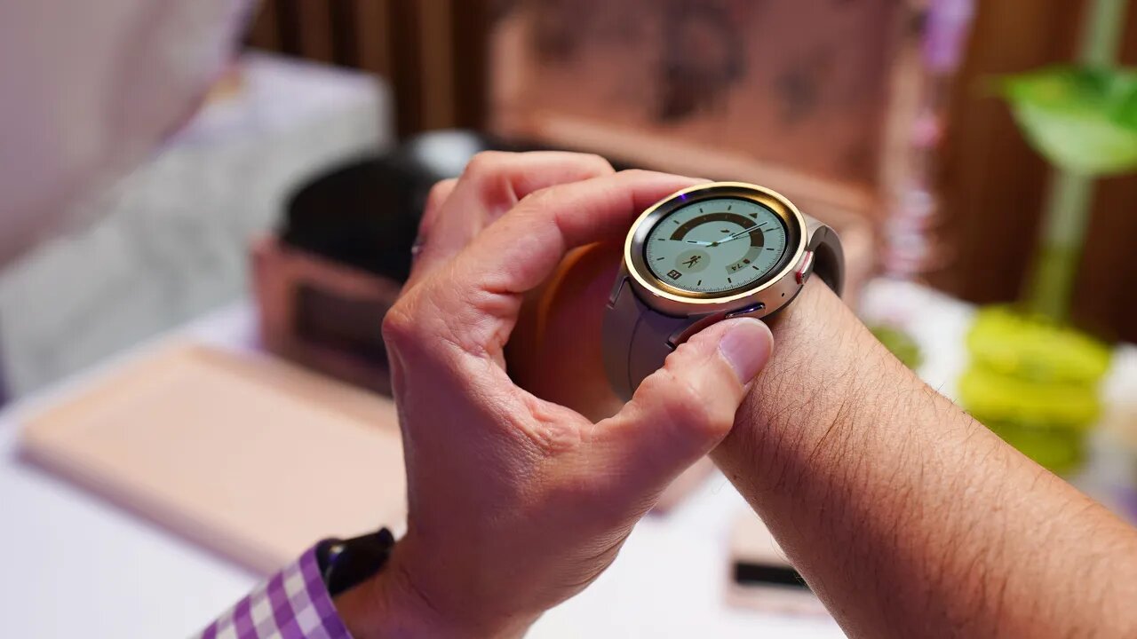 Galaxy Watch 5, Sıcaklık Sensörünü Kullanan Daha Fazla Sağlık Özelliği Alıyor