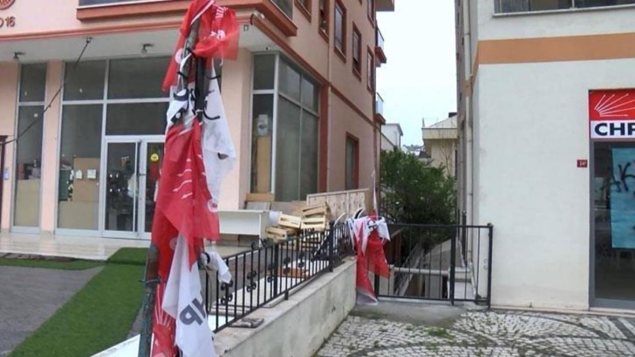 CHP Seçim İrtibat Bürosuna Saldıranlar Tutuklandı