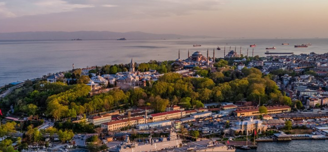 TCG Anadolu'ya Yoğun İlgi Gösterildi