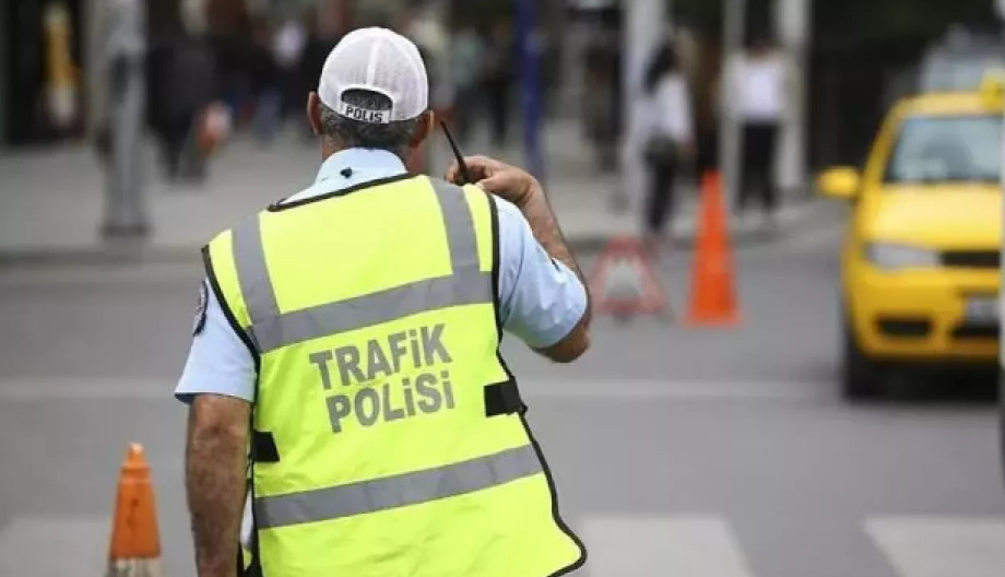 Bakırköy'de Hangi Yollar Trafiğe Kapalı? Dışarı Çıkacaklar Dikkat!