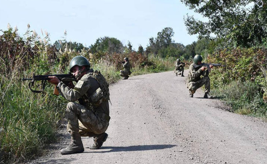 Edirne'de 3 Terör Örgütü Mensubu Yakalandı