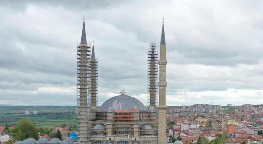 Selimiye Camisi'nde Kurşun Örtü Çalışmaları Tamamlandı