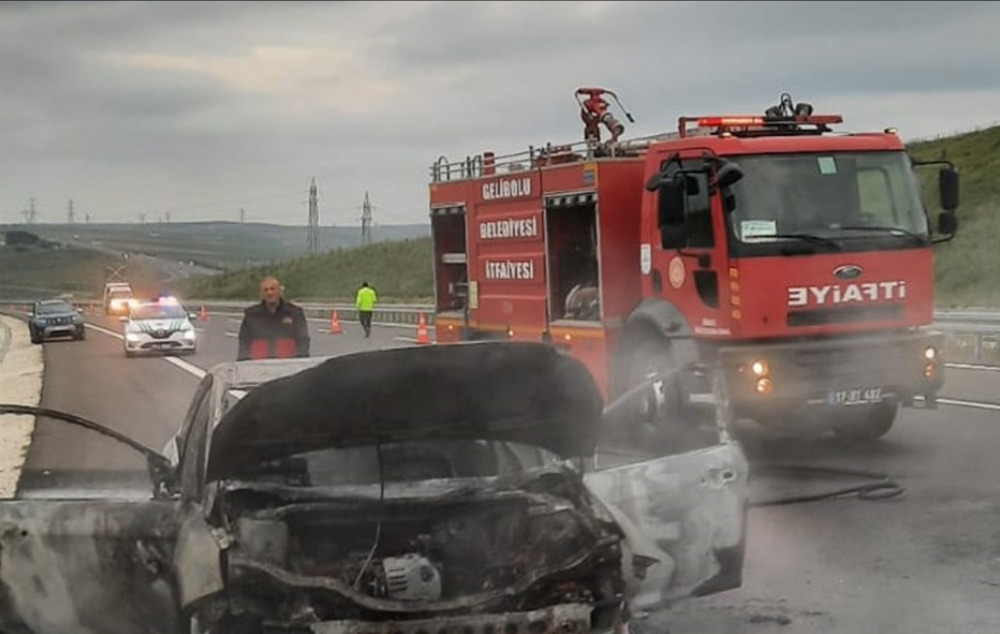 Gurbetçi Ailenin Aracı Yandı: Facia Önlendi