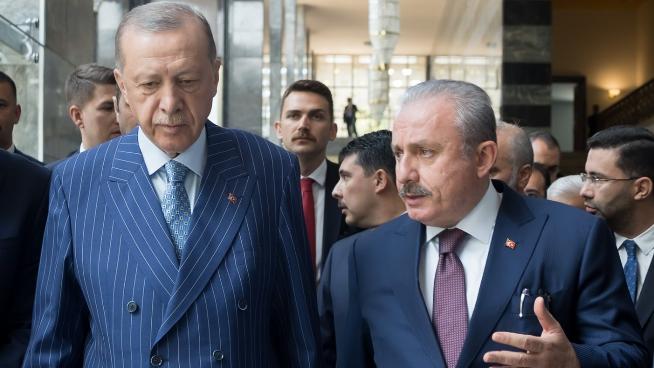 Meclis Başkanı Cumhurbaşkanı Erdoğan'ı Tebrik Etti!