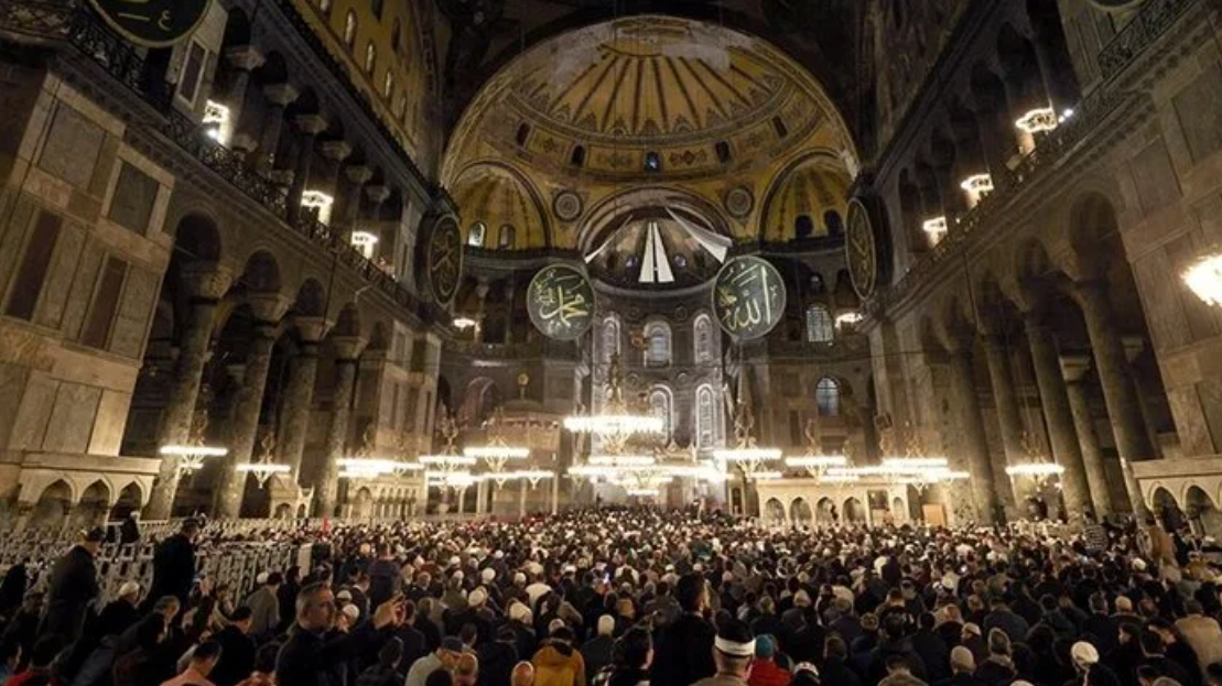 İstanbul'un Fethinin Yıl Dönümü Kutlanıyor