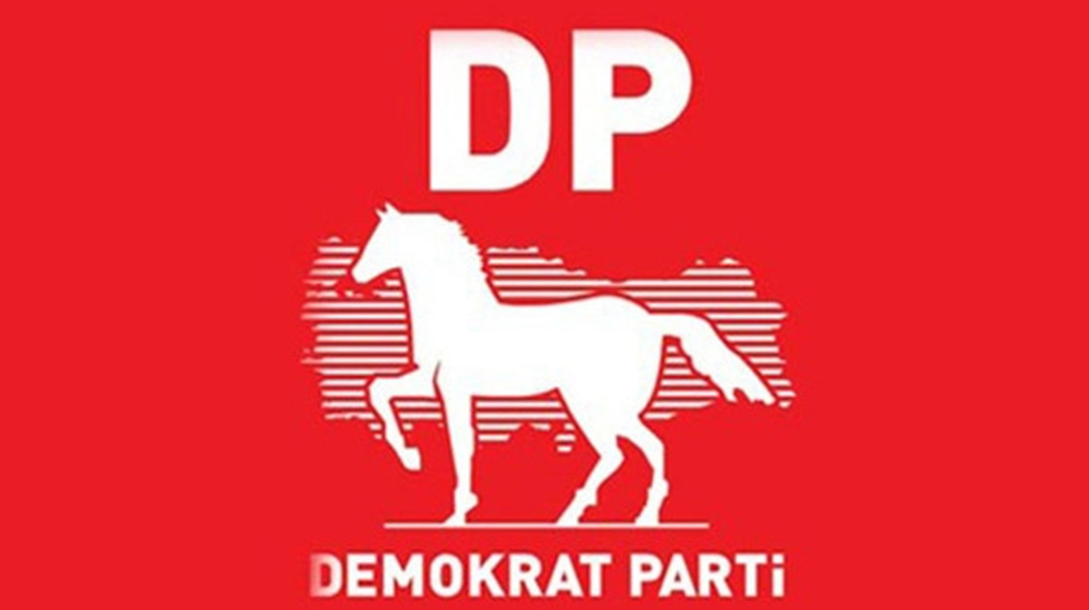 Demokrat Parti'de İstifa Depremi Yaşandı