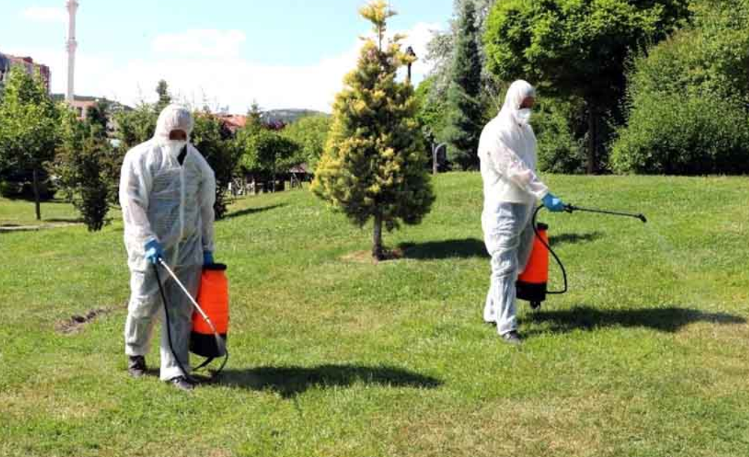 Tekirdağ'da Kene ve Zararlı Haşerelere Karşı İlaçlama Yapılıyor