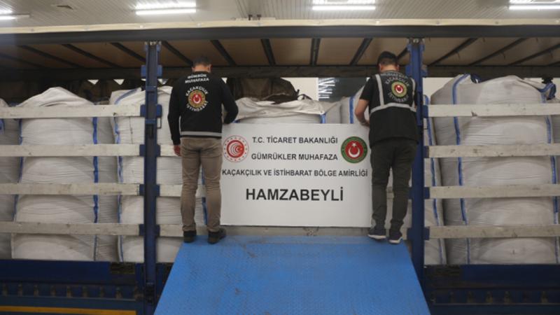 Hamzabeyli Gümrük Kapısı'nda Tonlarca Kaçak Siyah Çay Ele Geçirildi