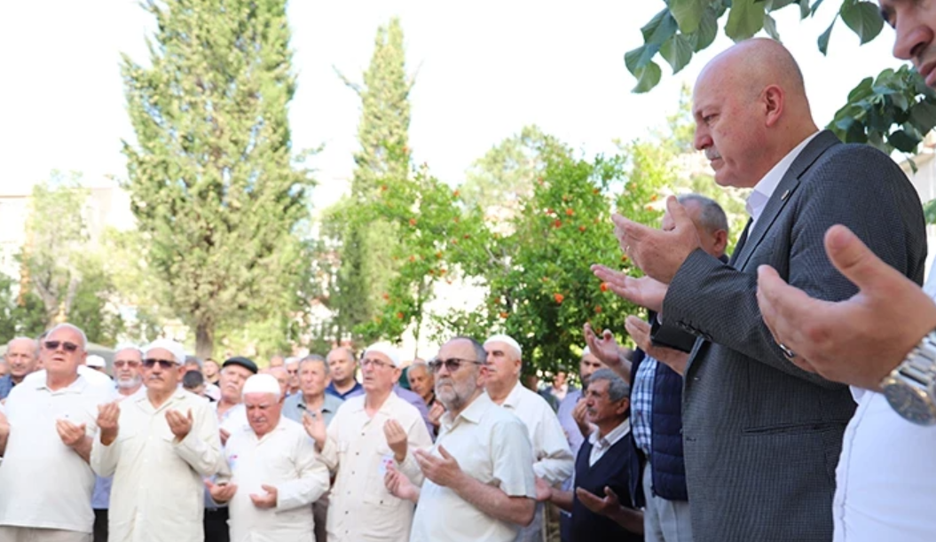 Hacı Adayları Hayrabolu'dan Uğurlandı