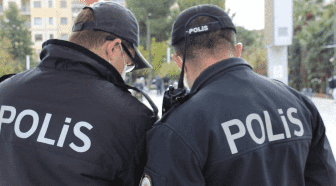 Tekirdağ'da Hırsızlık İddiasıyla 2 Şahıs Tutuklandı