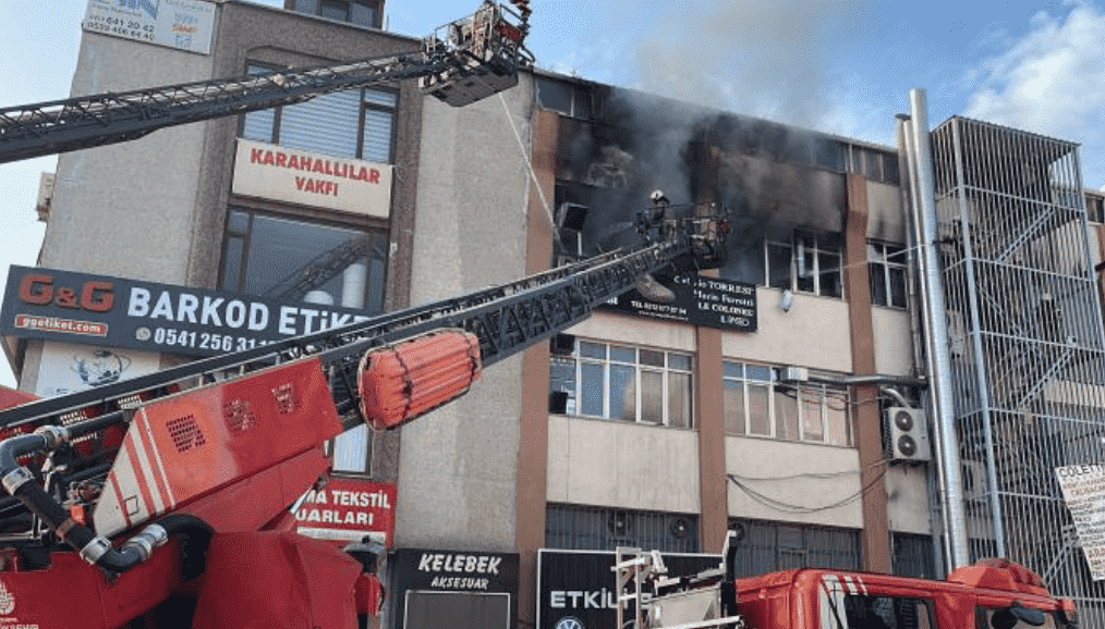 Ayakkabı İmalathanesinde Korkutan Yangın