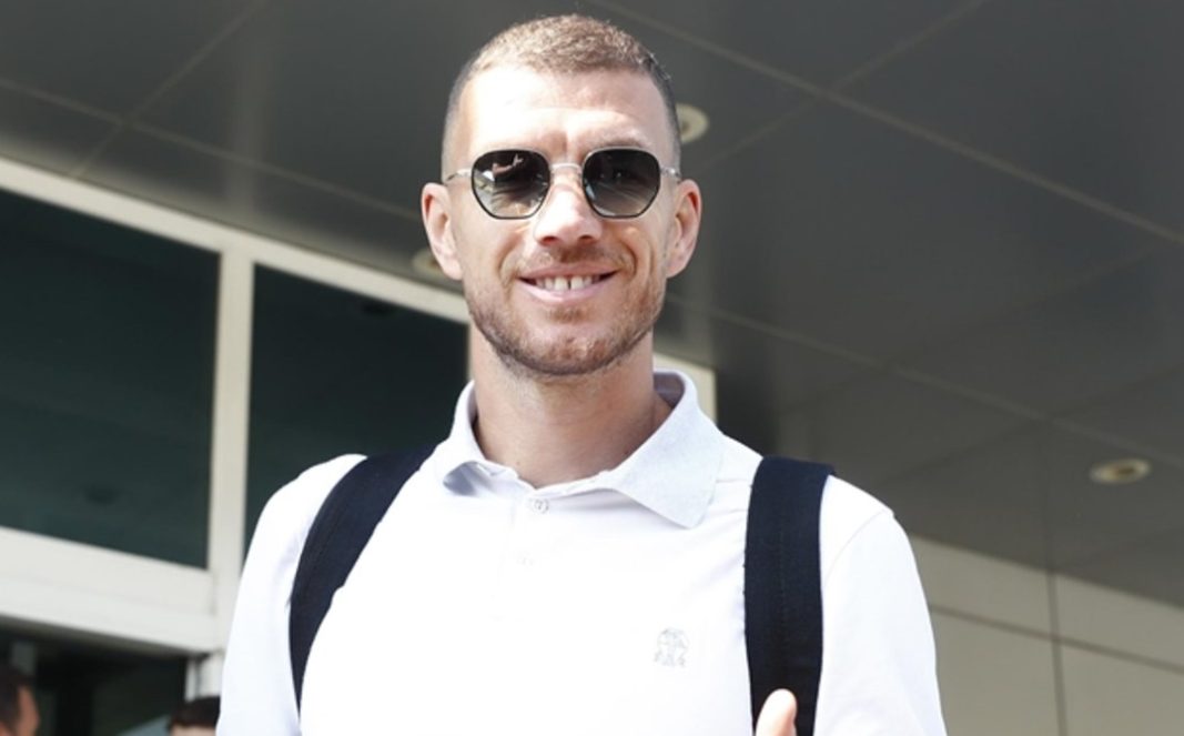 Fenerbahçe Edin Dzeko Transferini Bildirdi