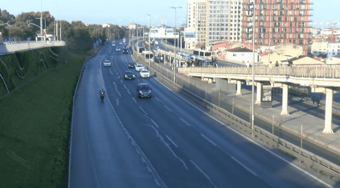 İstanbul'da Trafiksiz Bir Pazartesi Yaşandı